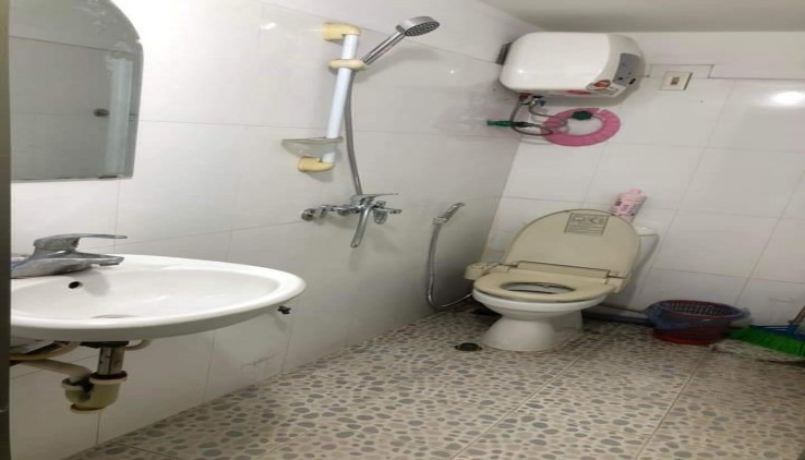 CHO THUÊ CĂN HỘ CCMN T 2, BỜ SÔNG SÉT  GẦN CHUNG CƯ NAM ĐÔ, 75M2, 2 NGỦ, 6.5 TRIỆU